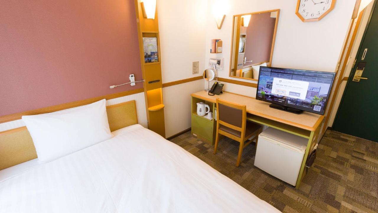 Toyoko Inn Tokyo Yamanote Sen Otsuka Eki Kita Guchi No 2 Luaran gambar